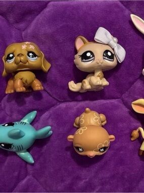 Littlest Pet Shop Teal, Purple & Brown Mini Pet Figures